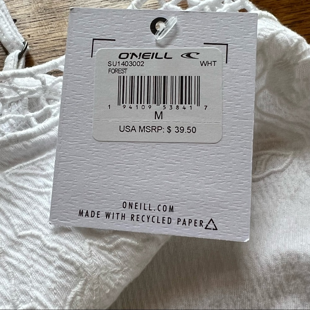⭐️ NWT O’Neill White Lace Tank Top Adjustable Straps Size MEDIUM - Picture 16 of 16